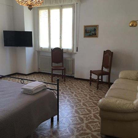 Residence Carmen Falconara Marittima Dış mekan fotoğraf